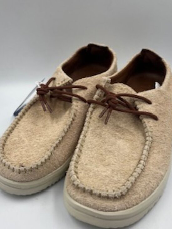 NEW Hey Dude Wally Nxt Moc Men’s size 9 Beige Suede slip on shoes Sneakers NWT